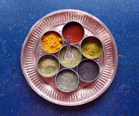 indian masala in small pots