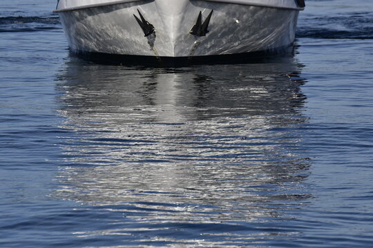 Segeln auf dem Bodensee, Segelboot auf dem Wasser, Segelyacht