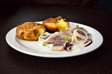 light-salted herring with fried potatoes