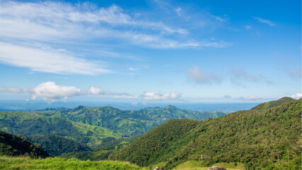 Obraz premium landscape with mountains and clouds