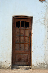 Fototapeta na wymiar Empty streets and abandoned houses. Sharm El Sheikh, Egypt 