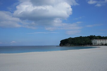 Obraz premium Nanki Shirarahama Beach in Wakayama, Japan - 和歌山 南紀白浜ビーチ 