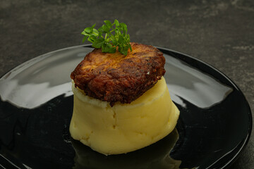 Mashed potato with homemade cutlet
