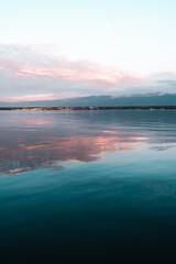 Reflets sur le lac Léman