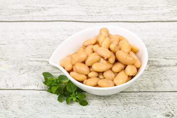 Baked white bean