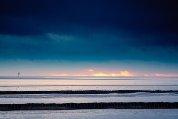 Obraz premium Stormy weather sunset (2)