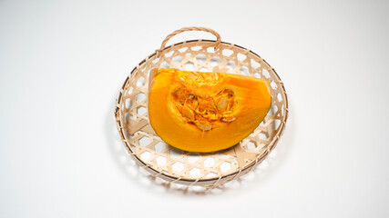 ざるにのっている南瓜