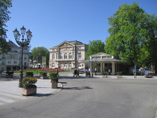 Theater mit Kurpark und Lichtentaler Allee in Baden-Baden in Baden-Württemberg im Schwarzwald