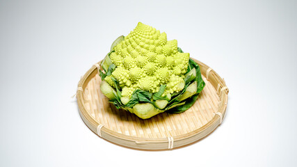 新鮮なロマネスコ