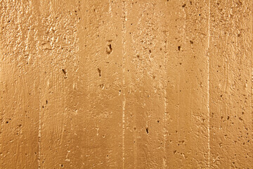 Mit Farbe besprühte glänzende Betonwand als Hintergrund.