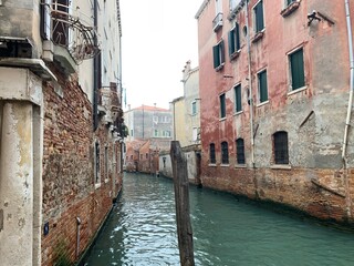 Venedig Venetien Italien Stadtteil Cannaregio mit Wasserkanal im Winter