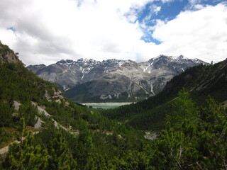 Fototapeta na wymiar Alpes y Lago di Sant Giacomo