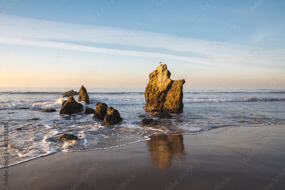 Wall mural Sea stacks in Pacific Ocean on a sunny day at El Matador State Beach in Malibu, California