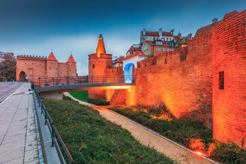 Obraz premium Old town city walls in Warsaw