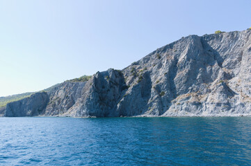 Fototapeta na wymiar The wild coast of Aegina island in Saronic gulf, Aegean See, Greece