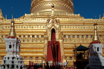 Old Stupas in Myanmar (Bruma) 