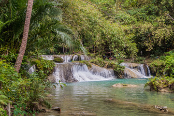 Fototapeta na wymiar Cambugahay Falls on Siquijor island, Philippines.
