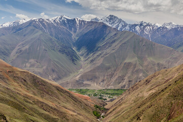 Zeravshan river valley in northern Tajikistan