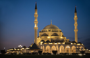 Fototapeta na wymiar Sharjah Mosque