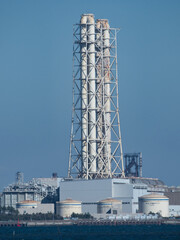 富津岬から観た発電所の煙突