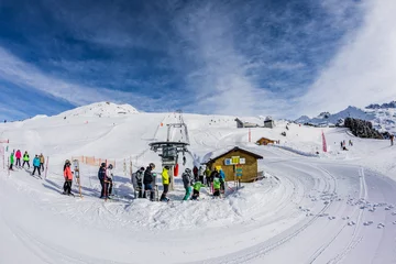 Foto auf Alu-Dibond Skiing in the Swiss alps © Ben
