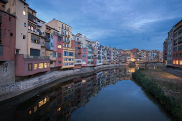 Fototapeta na wymiar Girona river 