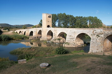 Fototapeta premium Ancient bridge