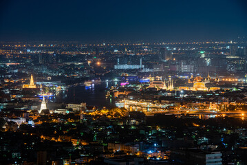 Fototapeta na wymiar Panorama view of night cityscape bangkok