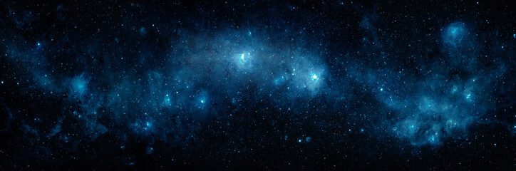 Scène spatiale avec des étoiles dans la galaxie. Panorama. Univers rempli d& 39 étoiles, de nébuleuses et de galaxies. Éléments de cette image fournis par la NASA