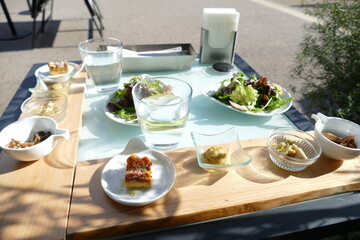 お洒落なカフェのコース料理　前菜