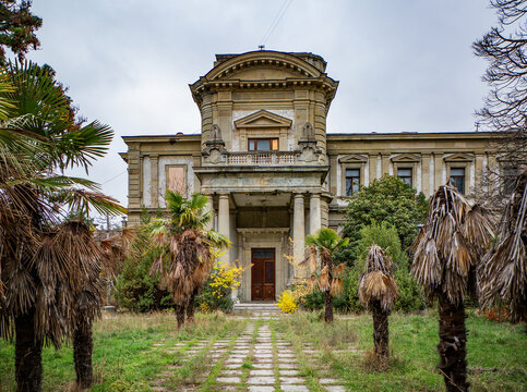 Mordvinov's estate - the count's palace in Yalta