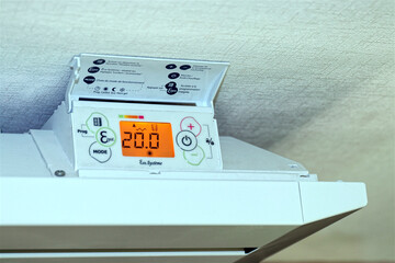 Réglage d'un thermostat de radiateur électrique, chauffage