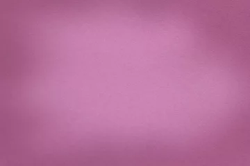 Deurstickers Textuur van donker paars papier achtergrond met vignet. Structuur van magenta kraftkarton met frame. © Albert Ziganshin