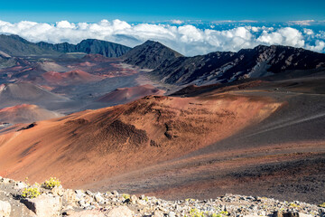 Haleakalā crater, Haleakalā National Park, Maui, Hawaii, USA © Tom