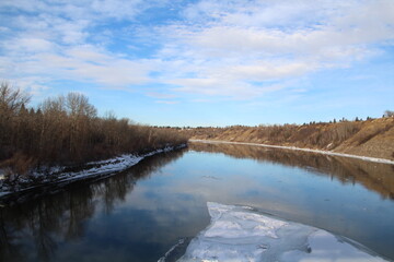 Fototapeta premium December On The River, Gold Bar Park, Edmonton, Alberta