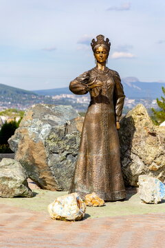 Russia Zlatoust August 2020: Bronze Sculpture Of The Mistress Of The Copper Mountain In The P.P. Bazhova On A Summer Day.