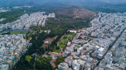 Naklejka premium view of the city of the city of Athens from drone