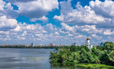 Naklejka premium Dnieper river and embankment of Dnipro in Ukraine