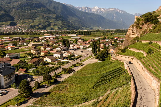 Rincones y localizaciones del peque&ntilde;o pueblo de Saillon, cerca de la ciudad de Sion, en el suroeste de Suiza