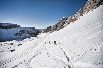 Fototapeta na wymiar Bergwanderung in den Bergen der Dolomiten in Südtirol