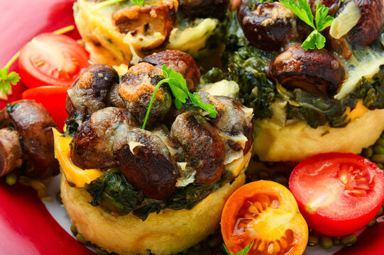 Traditional Italian polenta