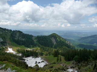 Fototapeta na wymiar Mountain panorama at mountain Benediktenwand in Bavaria, Germany
