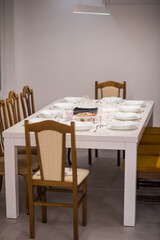 Table ready for lunch