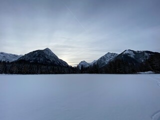 Schneeschuhwandern am Achensee Pertisau in der Tristenau und Falzthurn in der Nähe von Schwaz...