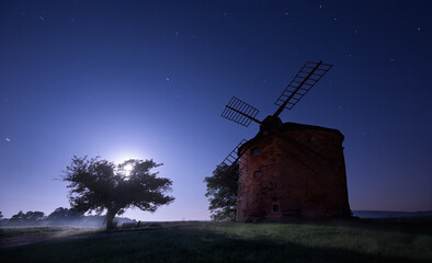 windmill at night © Sieku Photo