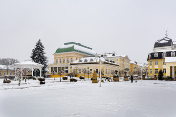 Fototapeta premium Spa center of small Czech spa town Frantiskovy Lazne (Franzensbad) - Czech Republic