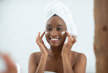 Lesson from beauty blogger, moisturizing and anti-aging skin care