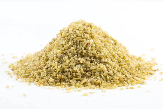 Frisches Gr&uuml;nkernschrot aus der M&uuml;hle.