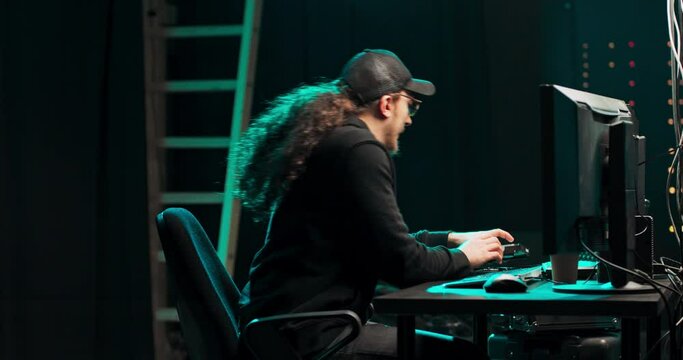 Hacker realizes that he has been tracked by the security services. He packs the disks in an armored suitcase and escapes from his secret hideout.