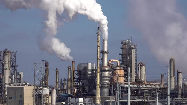 Oil Refinery Letting Pollution Into The Air Global Warming